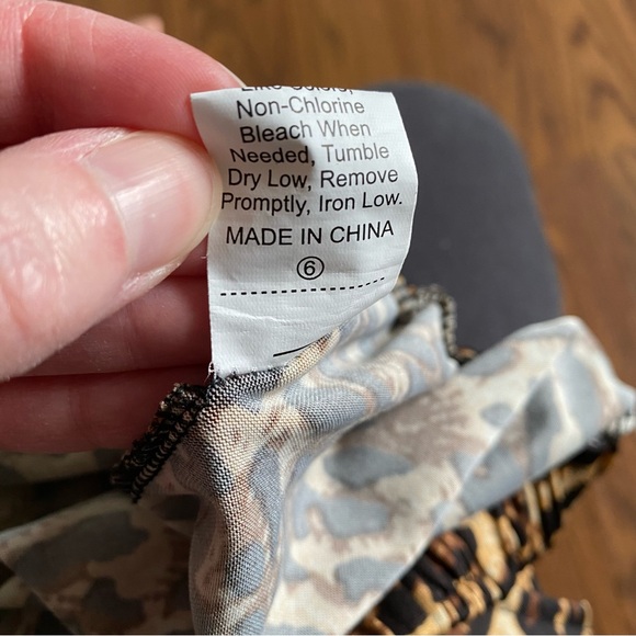 Cheetah print shorts - Picture 5 of 5